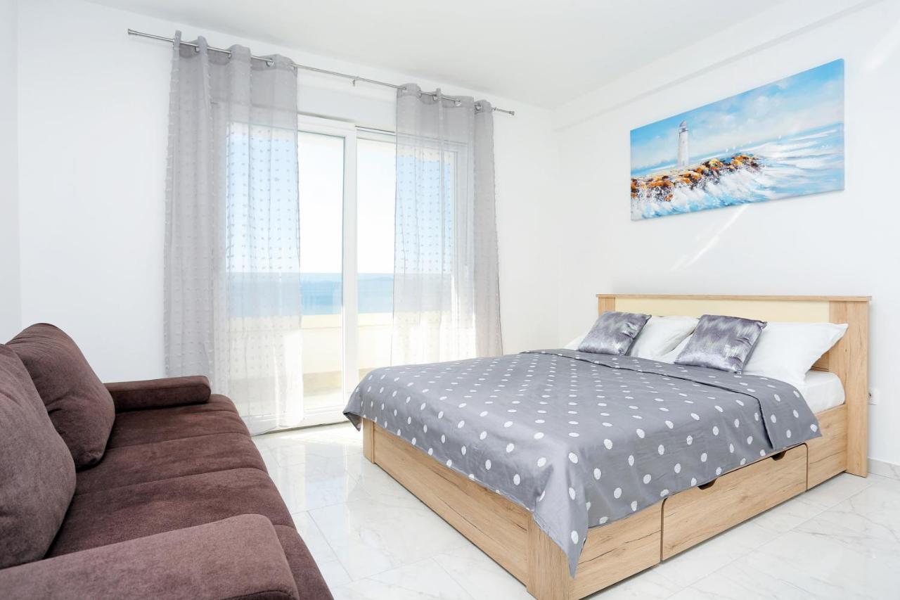 Family Friendly Apartments With A Swimming Pool Zivogosce - Porat, Makarska - 18150 Exterior photo